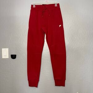 Fabletics The Go To Jogger, Holly Berry, XS